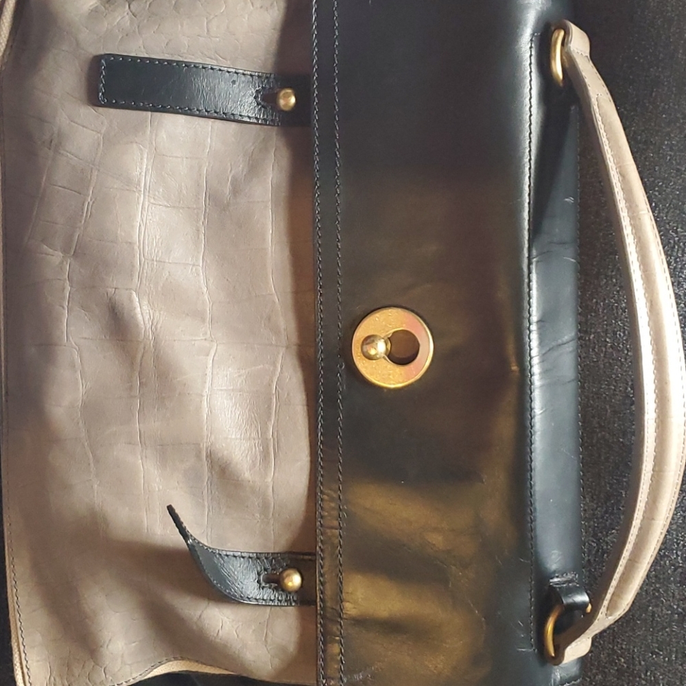 *SOLD*YSL black and grey(dove) muse 2 bag